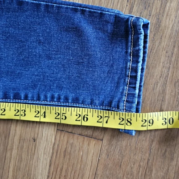 YMI Curvy Fit High Rise Stretch Jeans Womens Size 28" Waist X 28-1/2" Inseam - Picture 12 of 15